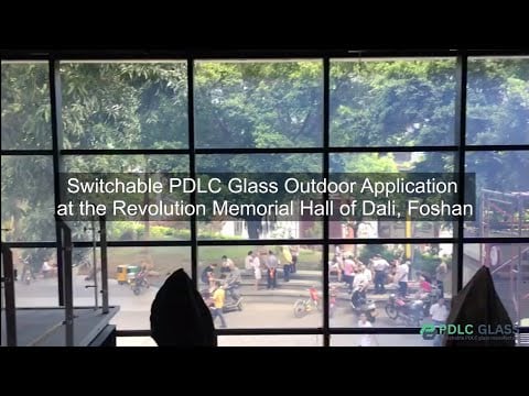 Aplicație în aer liber din sticlă PDLC comutabilă la Revolution Memorial Hall din Dali, Foshan